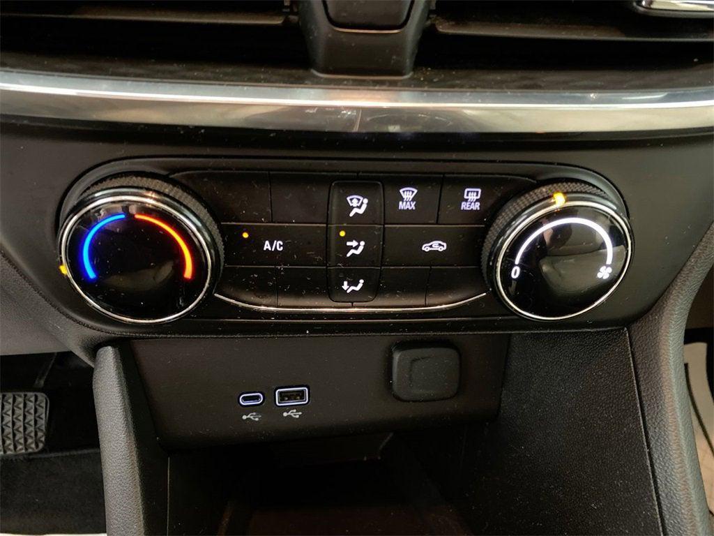 used 2024 Buick Encore GX car, priced at $21,895