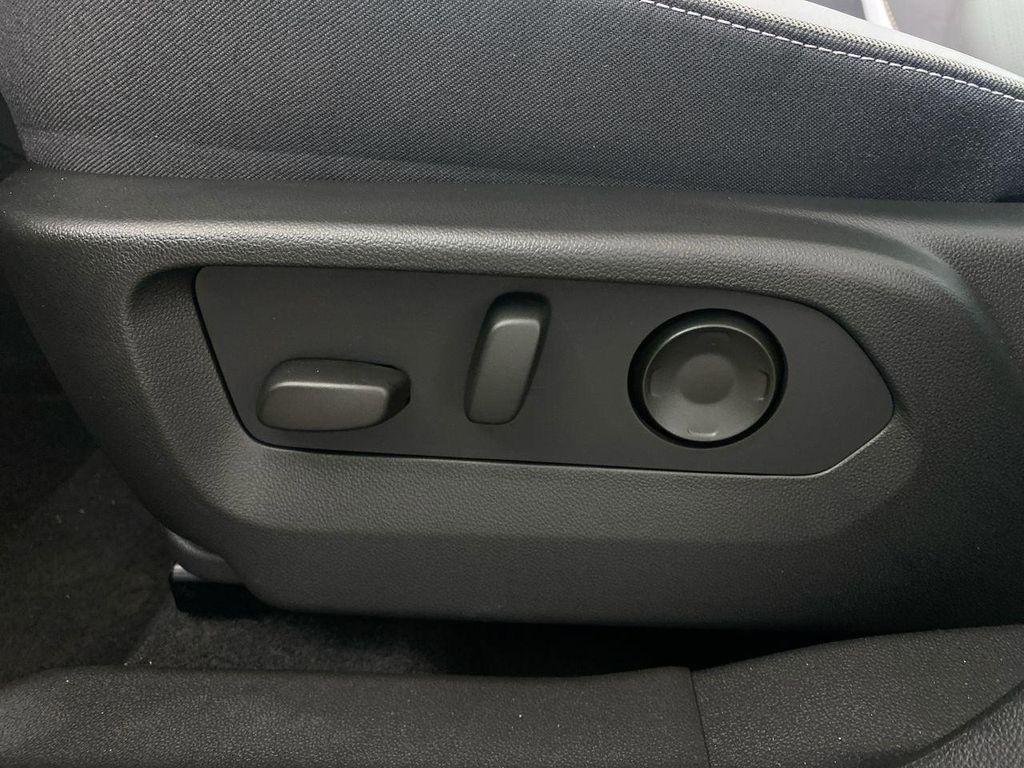 new 2025 Buick Envision car, priced at $42,205
