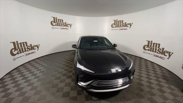 new 2025 Buick Envista car, priced at $25,670