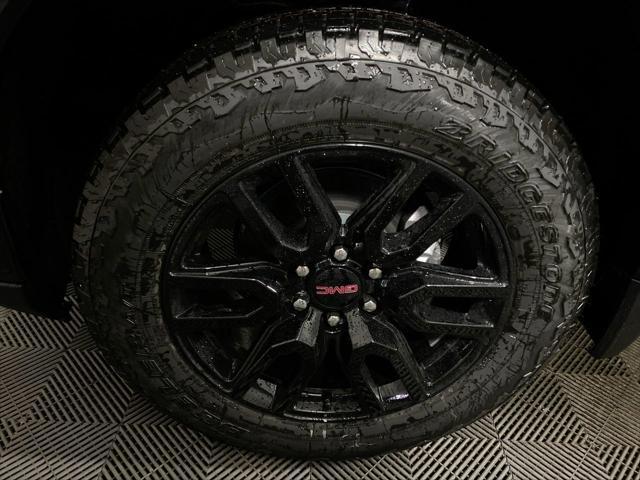 new 2025 GMC Sierra 1500 car, priced at $56,222