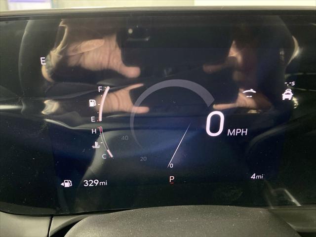 new 2025 Buick Envista car, priced at $24,717