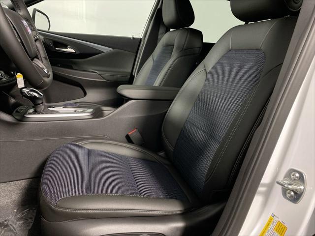 new 2025 Buick Envista car, priced at $24,717