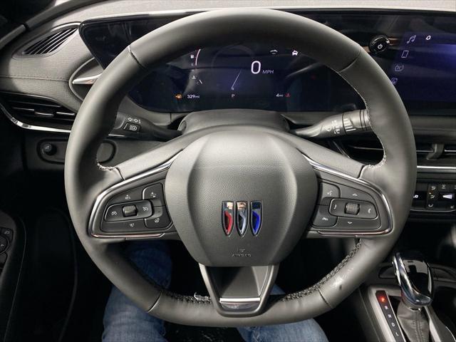 new 2025 Buick Envista car, priced at $24,717