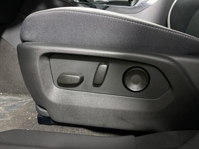 new 2025 Buick Envision car, priced at $40,350