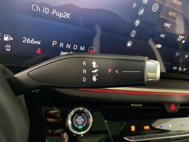 new 2025 Buick Envision car, priced at $40,350