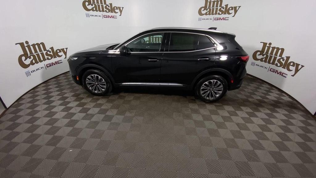 new 2025 Buick Envision car, priced at $38,609