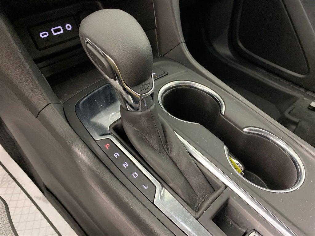 used 2024 Chevrolet Equinox car, priced at $24,895