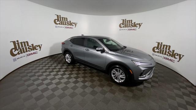new 2025 Buick Envista car, priced at $25,962
