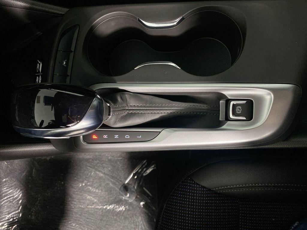 new 2025 Buick Envista car, priced at $25,962