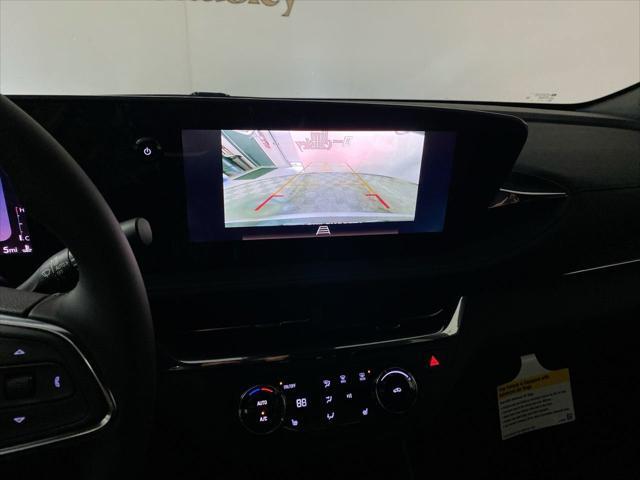 new 2025 Buick Envista car, priced at $25,670