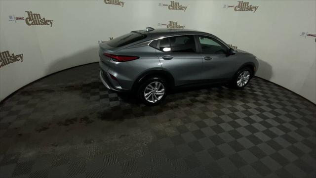 new 2025 Buick Envista car, priced at $25,670