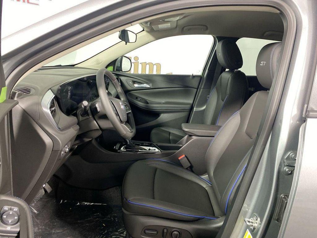 new 2026 Buick Encore GX car, priced at $29,181