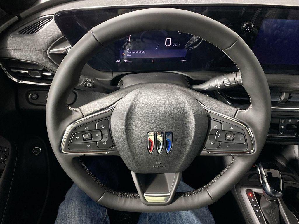 new 2025 Buick Envista car, priced at $25,962
