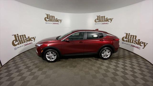 new 2025 Buick Envista car, priced at $25,962