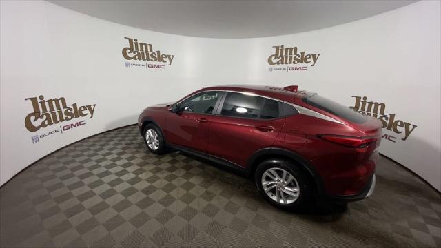 new 2025 Buick Envista car, priced at $25,670
