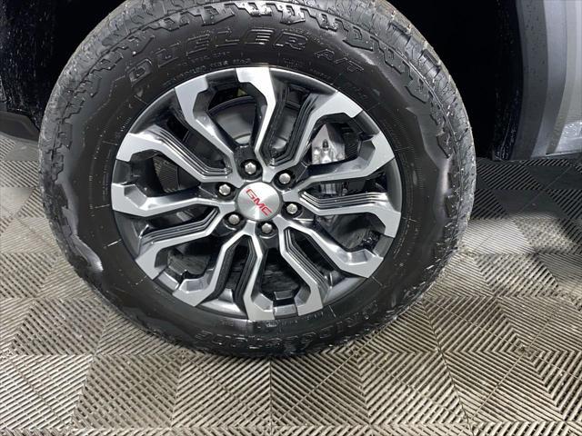 new 2025 GMC Canyon car, priced at $50,052