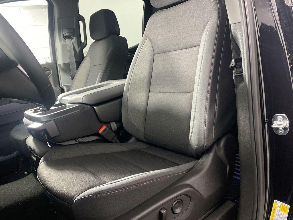 new 2025 GMC Sierra 1500 car, priced at $48,388