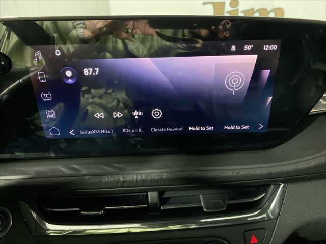 new 2025 Buick Envista car, priced at $25,962