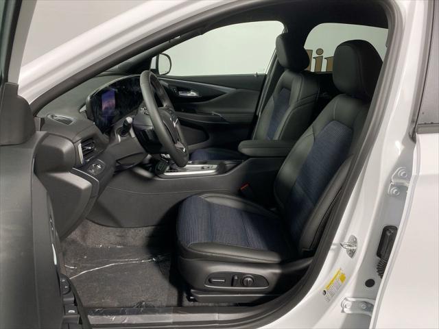 new 2025 Buick Envista car, priced at $25,530