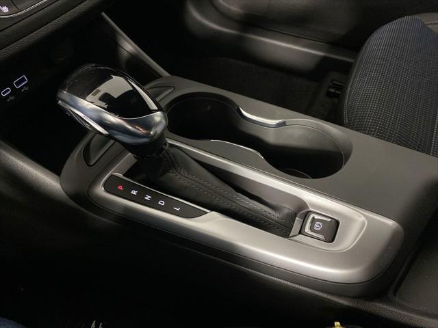 new 2025 Buick Envista car, priced at $24,630