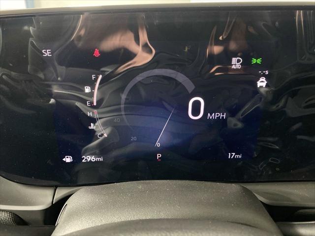 new 2025 Buick Envista car, priced at $24,630