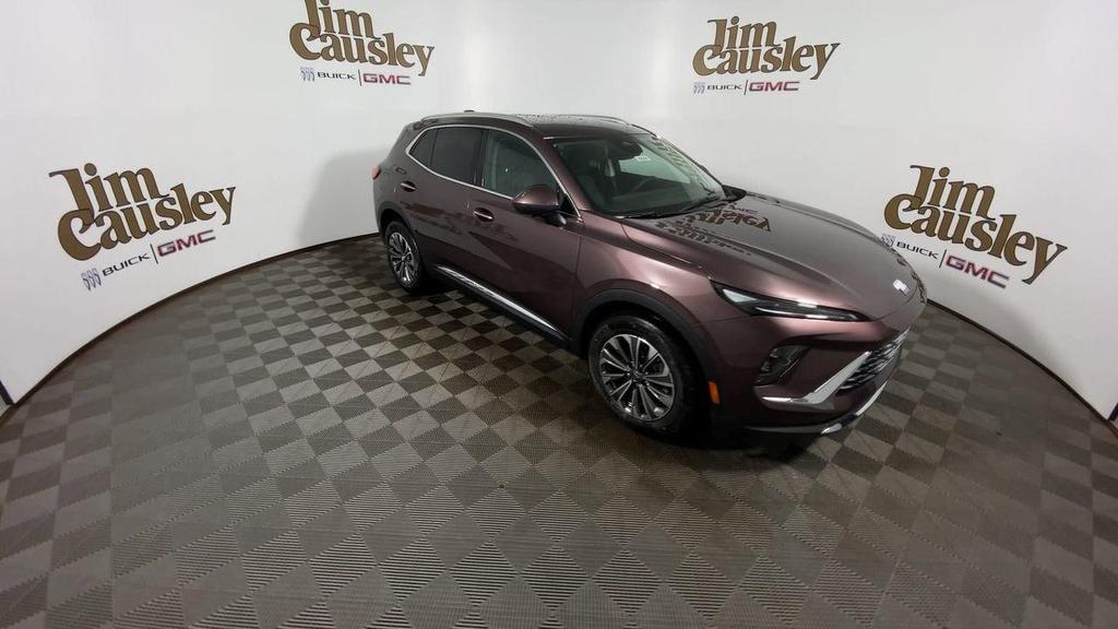 new 2025 Buick Envision car, priced at $38,609