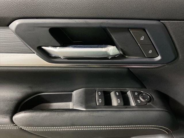 new 2025 GMC Terrain car, priced at $31,566