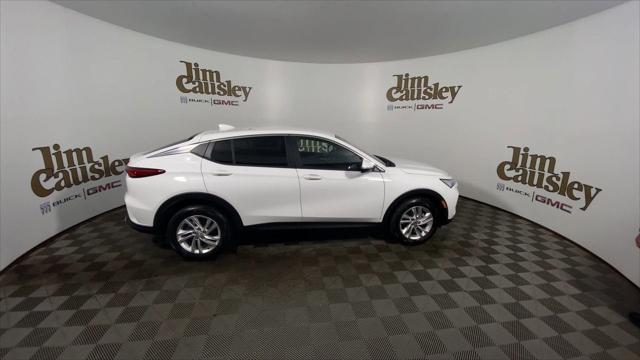 new 2025 Buick Envista car, priced at $25,530