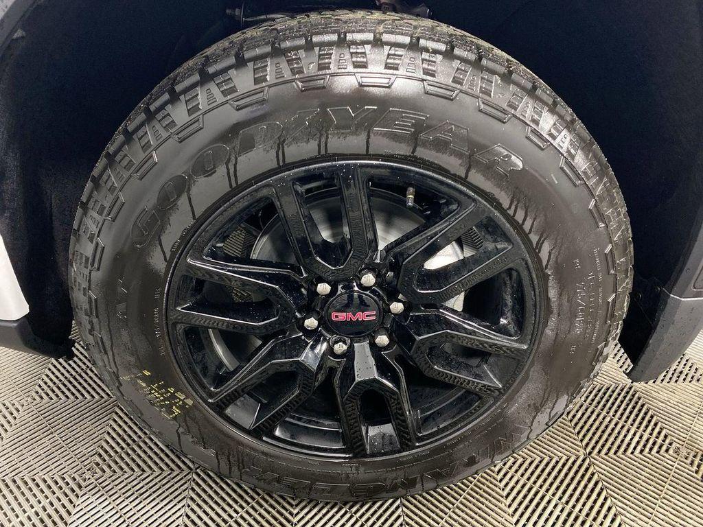 new 2025 GMC Sierra 1500 car, priced at $54,126