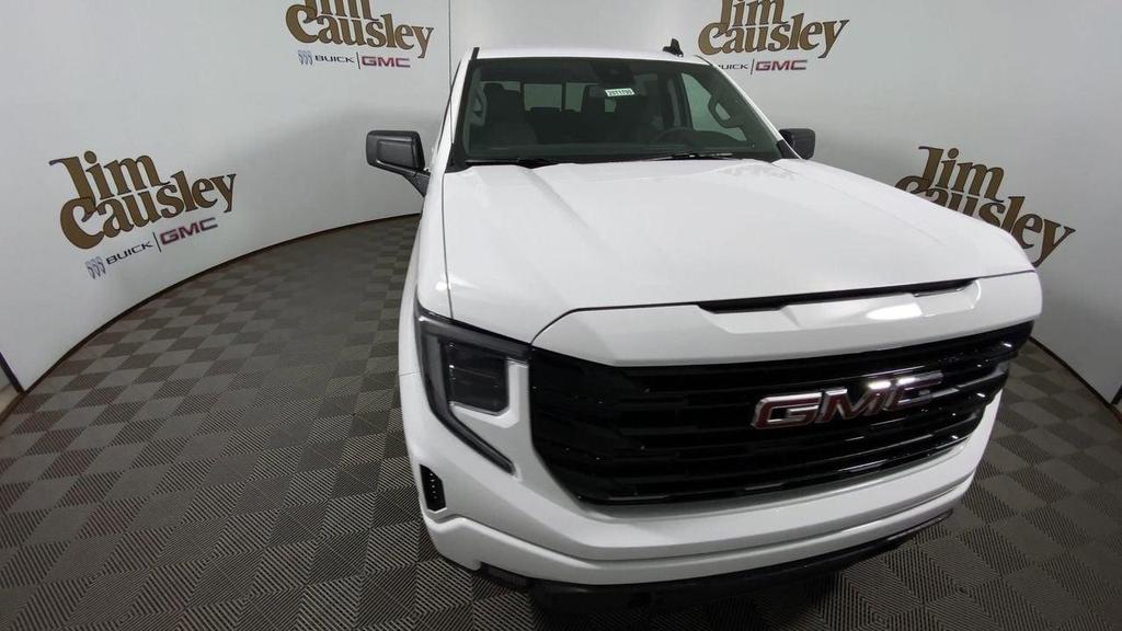 new 2025 GMC Sierra 1500 car, priced at $54,126