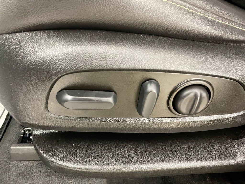 used 2023 Chevrolet Traverse car, priced at $34,895