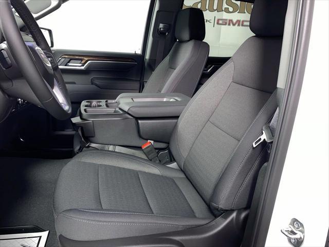 new 2025 GMC Sierra 1500 car, priced at $47,906