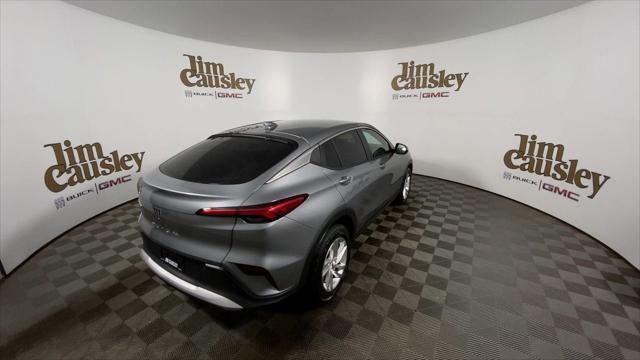 new 2025 Buick Envista car, priced at $25,150