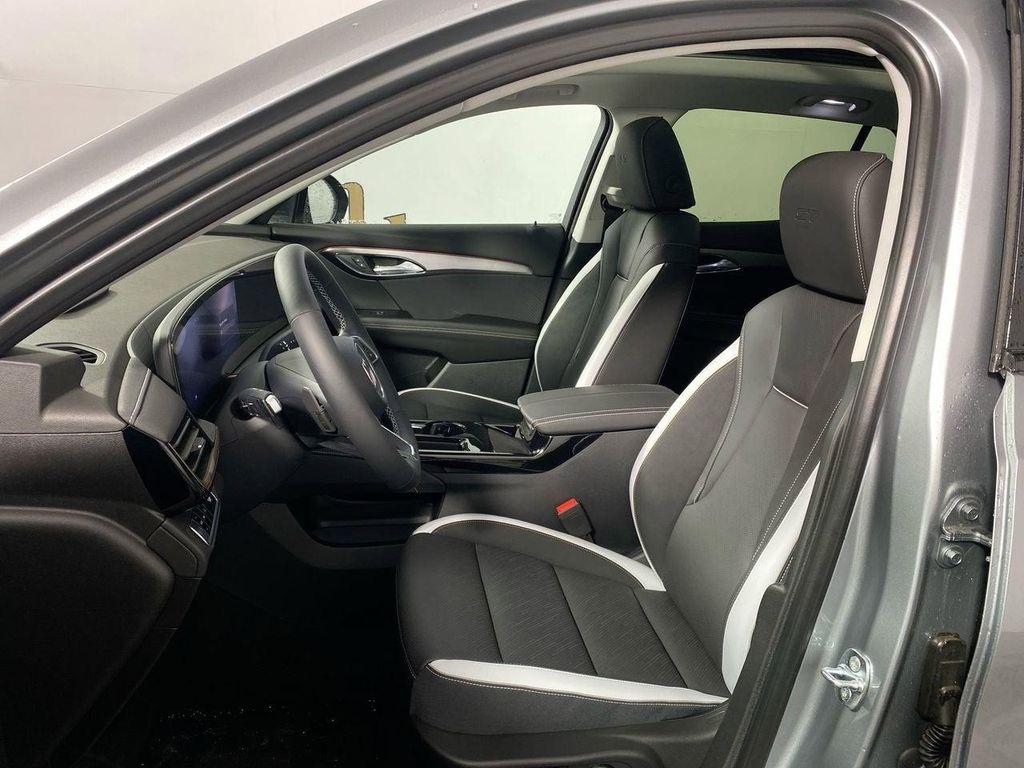 new 2025 Buick Envision car, priced at $42,205