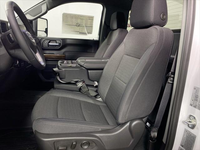 new 2025 GMC Sierra 2500 car, priced at $53,687