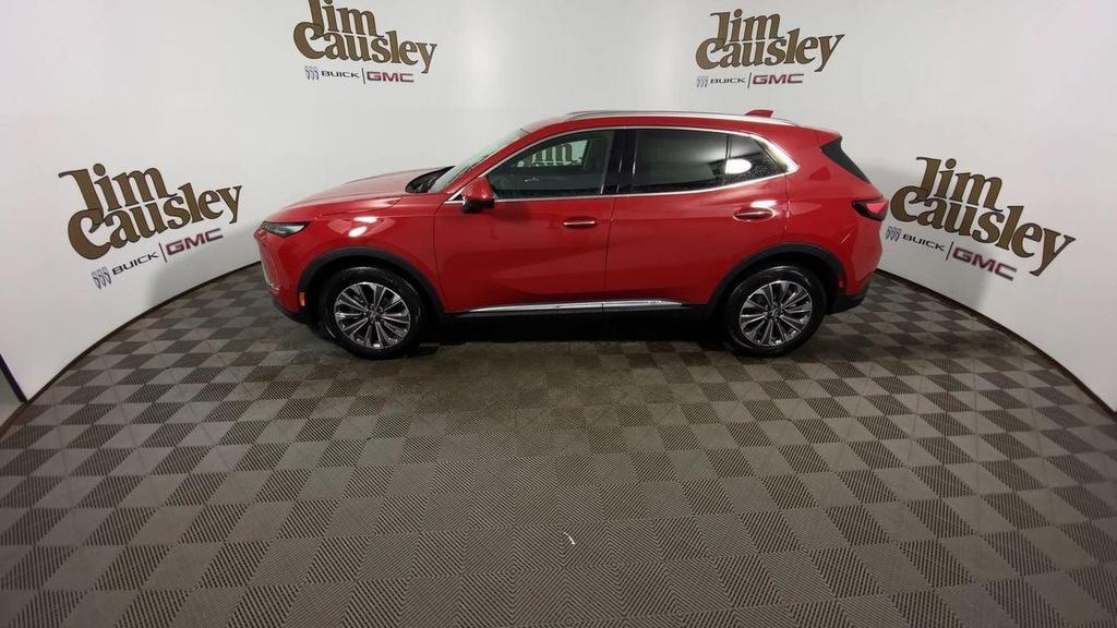 new 2025 Buick Envision car, priced at $38,609