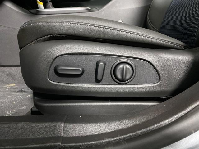 new 2025 Buick Envista car, priced at $25,150