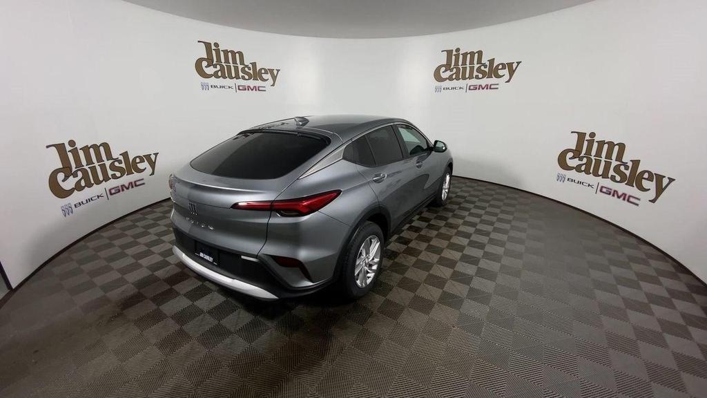 new 2025 Buick Envista car, priced at $25,150