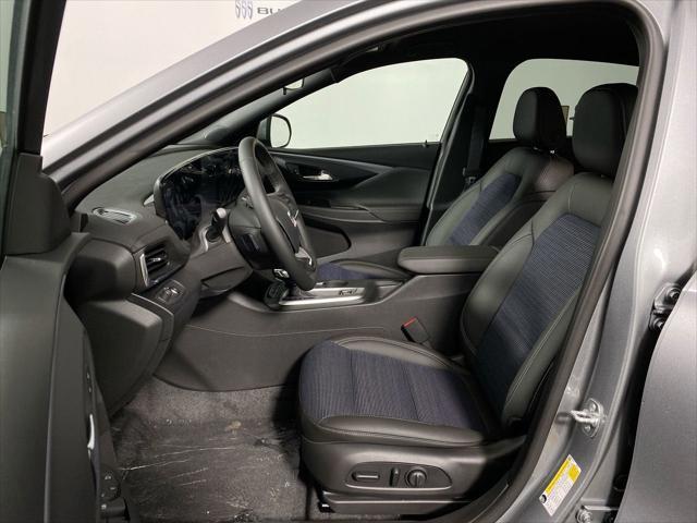 new 2025 Buick Envista car, priced at $25,150