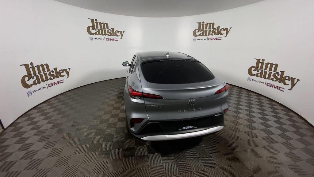 new 2025 Buick Envista car, priced at $25,150