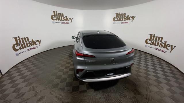 new 2025 Buick Envista car, priced at $25,150
