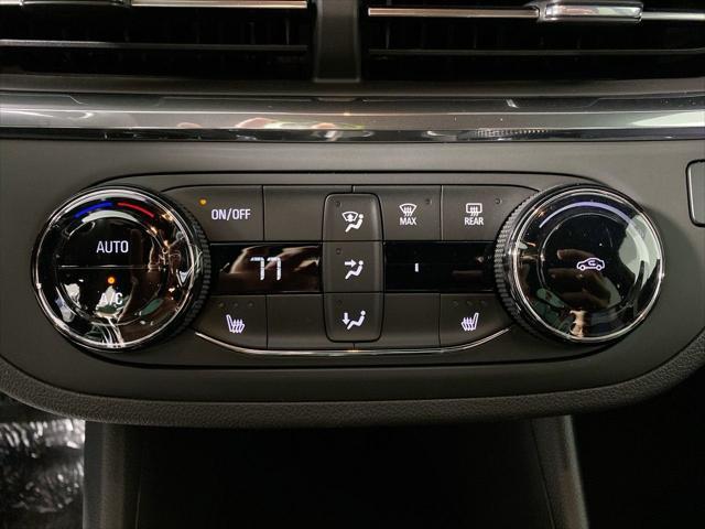 new 2025 Buick Envista car, priced at $25,150