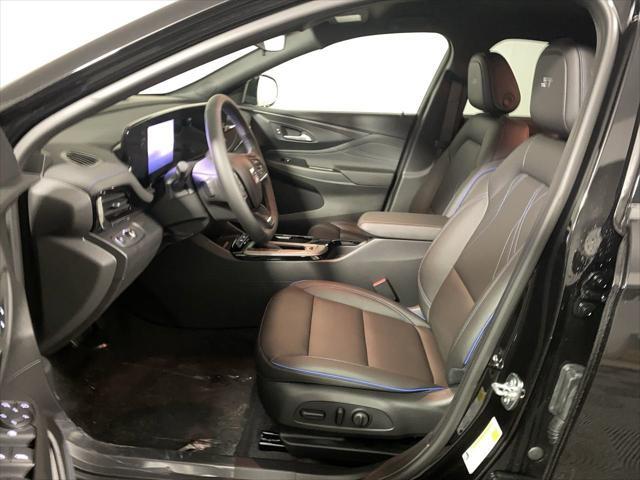 new 2025 Buick Envista car, priced at $26,878