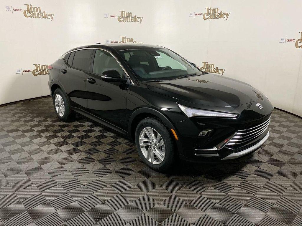new 2025 Buick Envista car, priced at $25,670