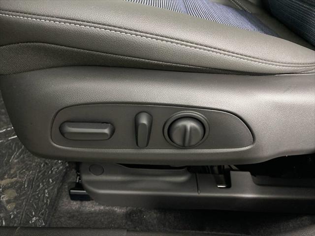 new 2025 Buick Envista car, priced at $24,717