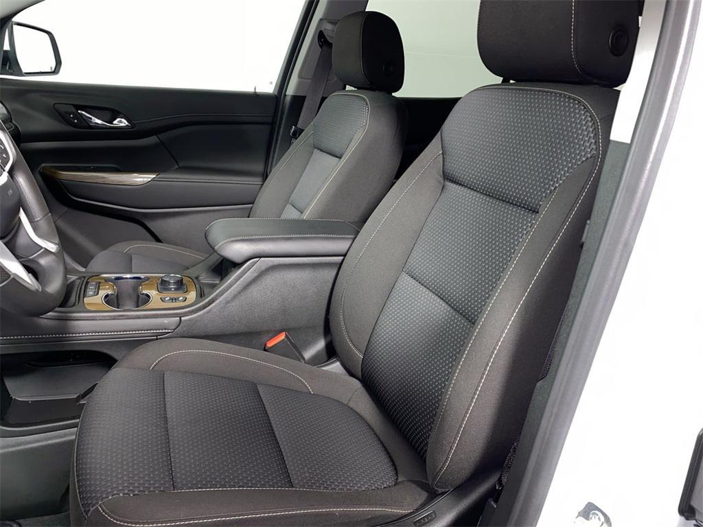 used 2023 GMC Acadia car, priced at $31,895