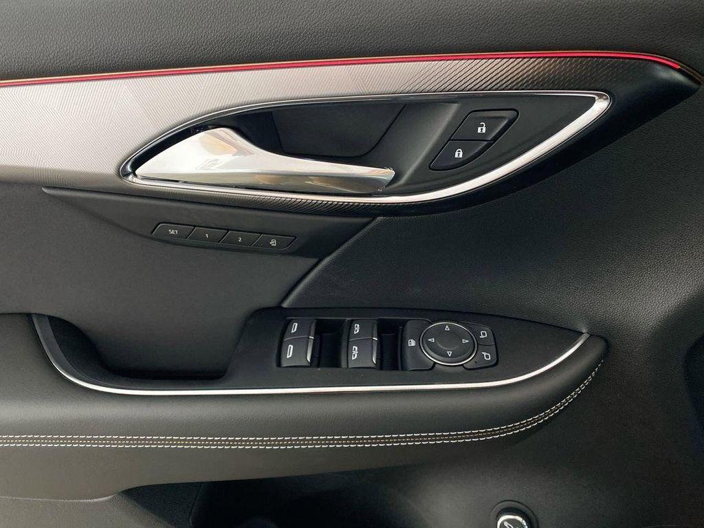 new 2025 Buick Envision car, priced at $40,899