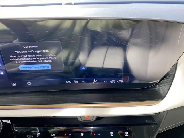 new 2025 Buick Envision car, priced at $44,027