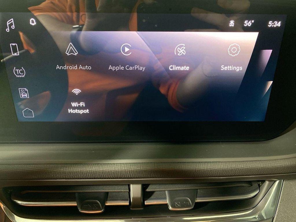 new 2025 Buick Envista car, priced at $25,670