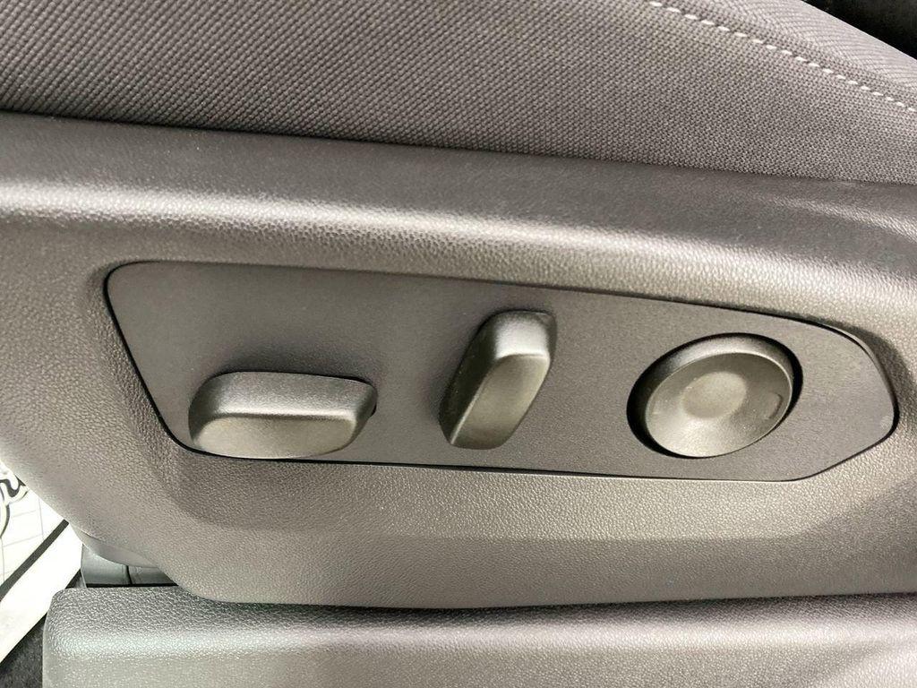 new 2026 GMC Sierra 1500 car, priced at $47,423